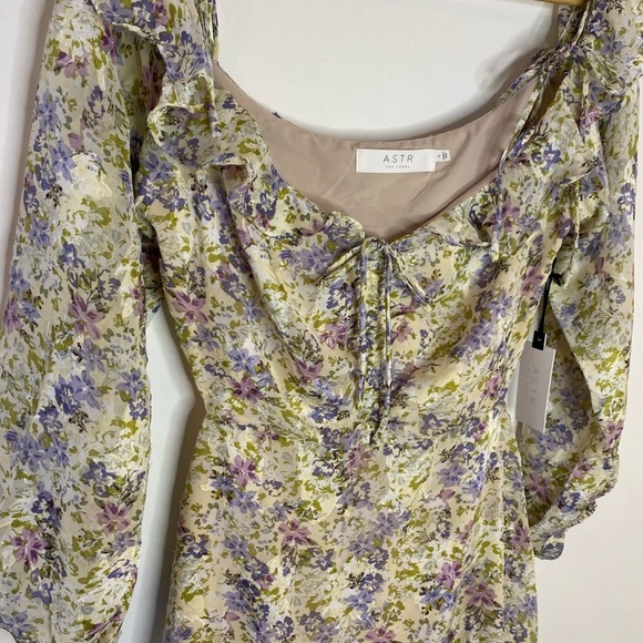 NWT ASTR the Label Anastasia Cottagecore Cutout Floral Dress - Picture 8 of 13